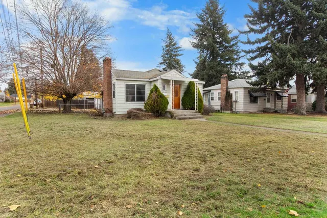 $289,999 | 3928 North Cedar Street, Spokane, WA 99205