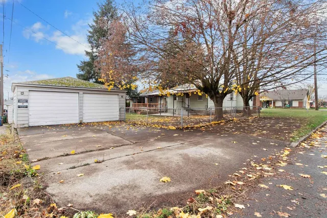 $289,999 | 3928 North Cedar Street, Spokane, WA 99205