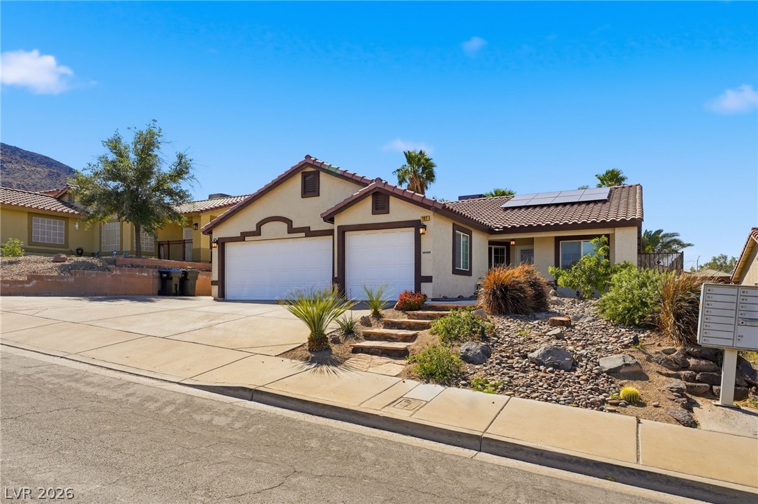 107 Mauve Street Henderson, NV 89012 - Photo 2 of 34