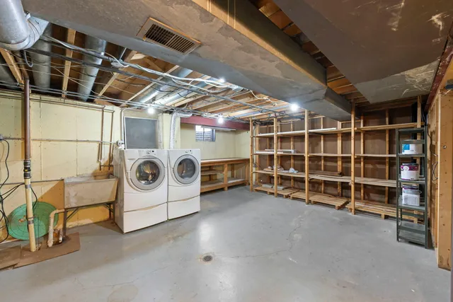 $610,000 | 1970 Sheffield Lane, Wheaton, IL 60189