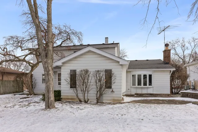 $610,000 | 1970 Sheffield Lane, Wheaton, IL 60189