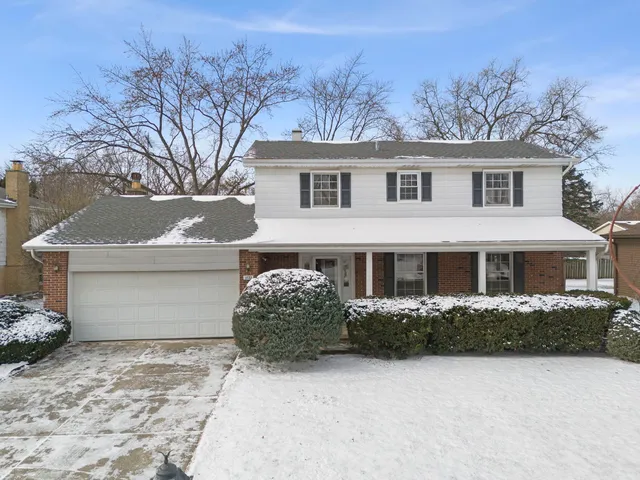 $610,000 | 1970 Sheffield Lane, Wheaton, IL 60189