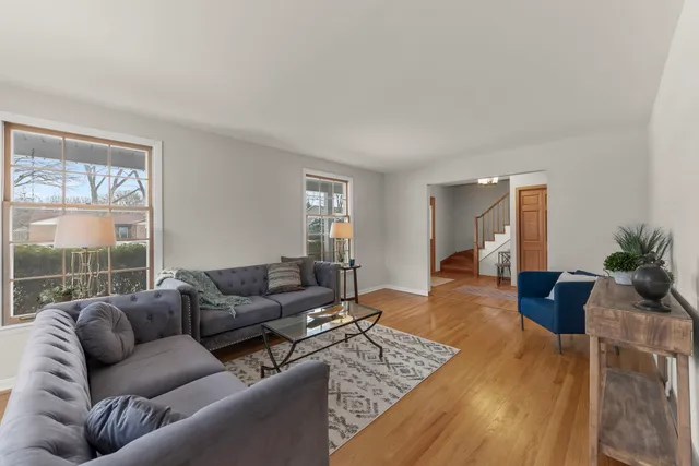 $610,000 | 1970 Sheffield Lane, Wheaton, IL 60189