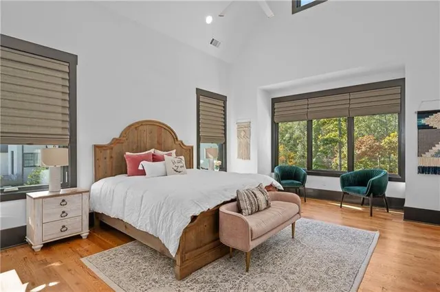 a view of a garden with patio