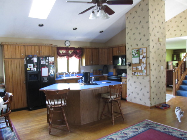83 North 43rd Road Mendota, IL 61342 - Photo 4 of 25 a dining room with furniture and window