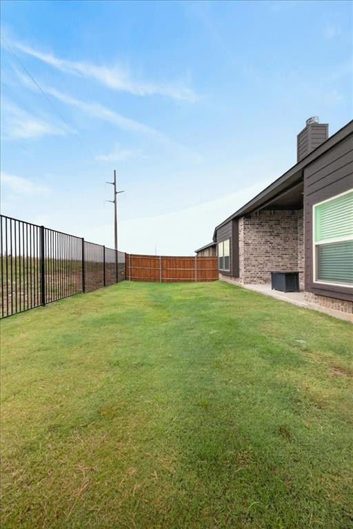 653 Godley Ranch Godley, TX 76044 - Photo 31 of 36 Gallery Image 31