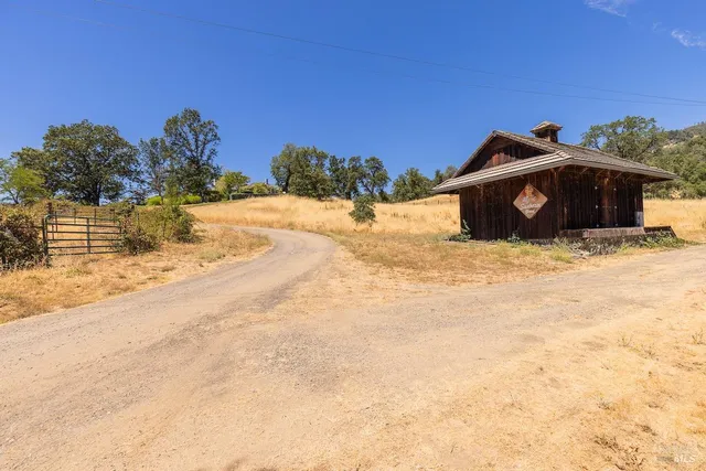 $7,950,000 | 16000 Powerhouse Road, Potter Valley, CA 95469