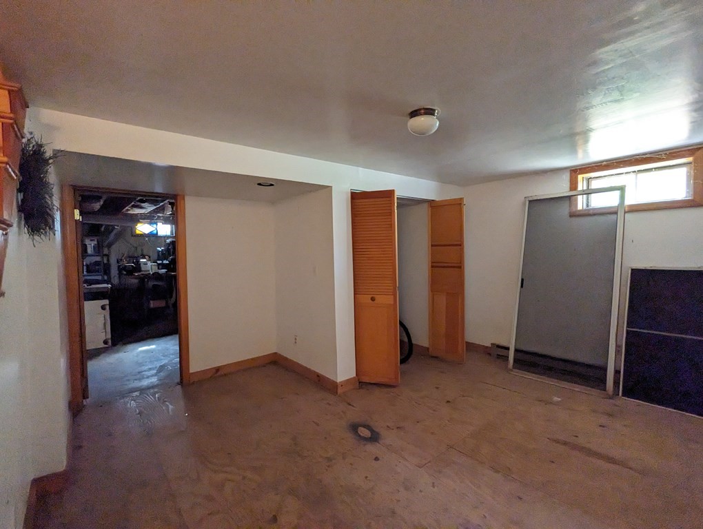 1183 Townsend Road Mason, NH 03048 - Photo 31 of 32 a view of empty room with closet