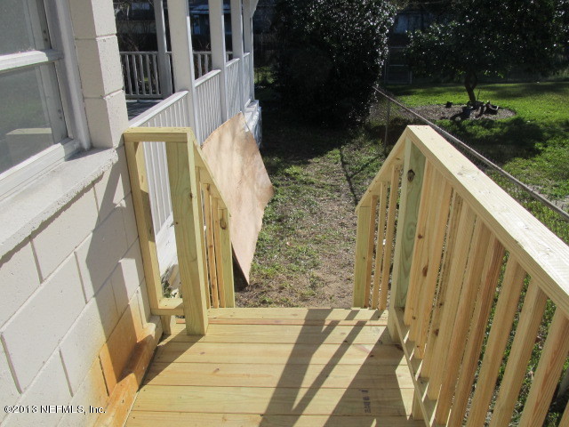 2433 Lotus Road East Jacksonville, FL 32211 - Photo 10 of 12 IMG_3858