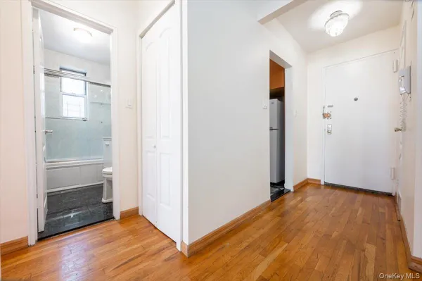 $2,300 | 65-65 Wetherole Street, Unit 4M | Rego Park