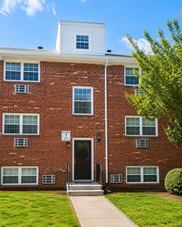 361 Hildreth Street, Unit 24 Lowell, MA 01850 - Photo 8 of 9