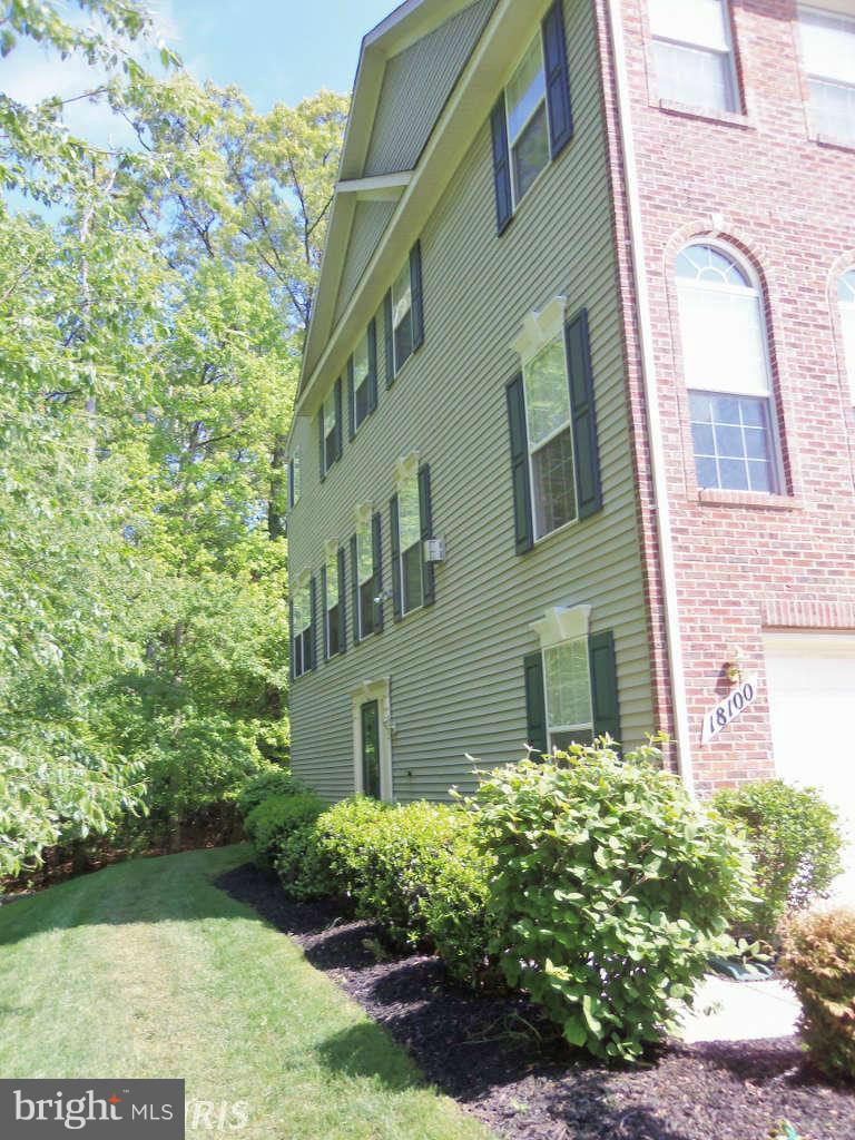 18100 Truffle Lane Boyds, MD 20841 - Photo 2 of 30 Exterior (General)