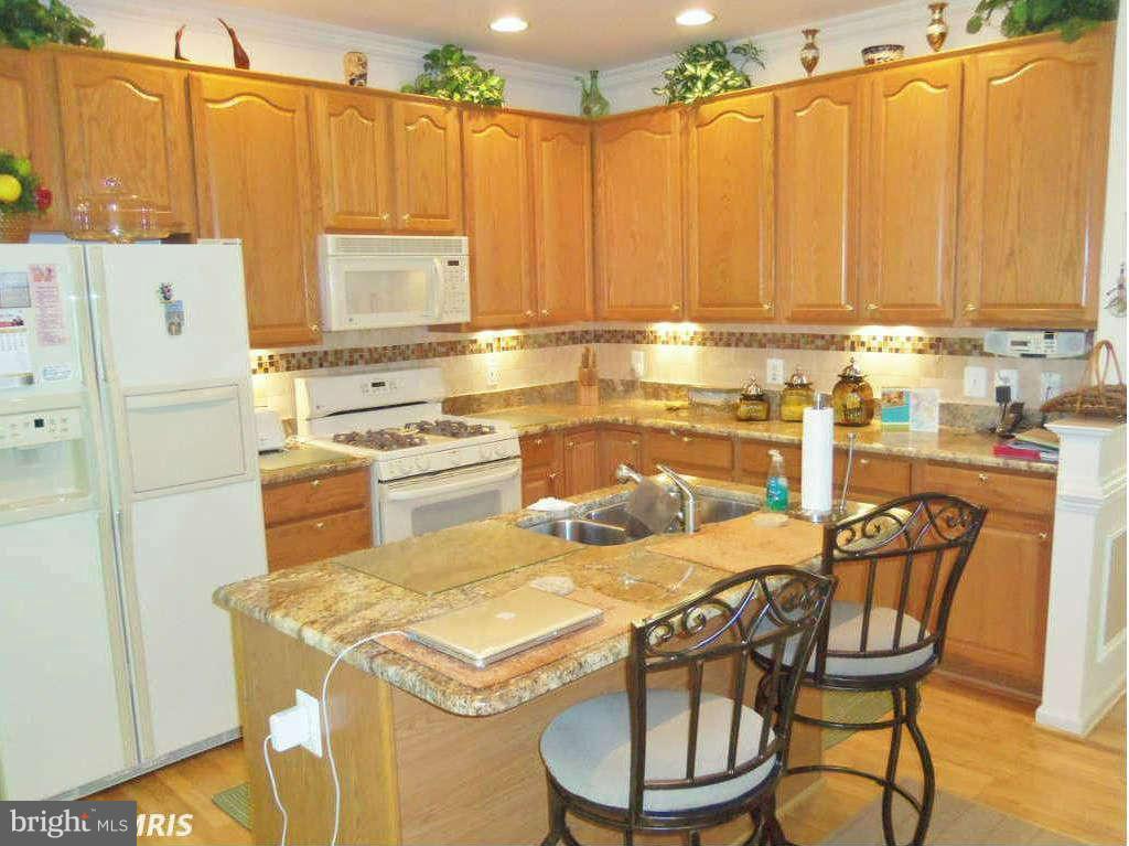 18100 Truffle Lane Boyds, MD 20841 - Photo 13 of 30 Kitchen