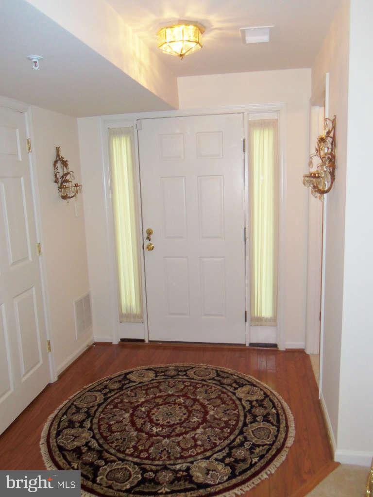 18100 Truffle Lane Boyds, MD 20841 - Photo 3 of 30 Interior (General)