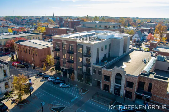 $674,900 | 50 West 8th Street, Unit 403, Holland, MI 49423