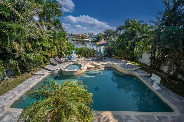 $6,800 | 110 Carlyle Circle, Palm Harbor, FL 34683