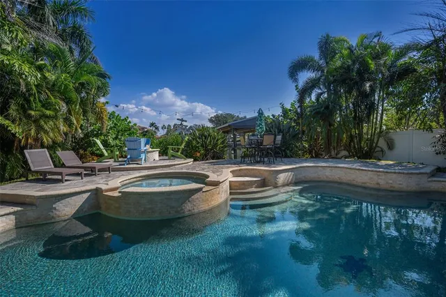 $6,800 | 110 Carlyle Circle, Palm Harbor, FL 34683