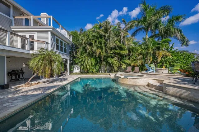 $6,800 | 110 Carlyle Circle, Palm Harbor, FL 34683