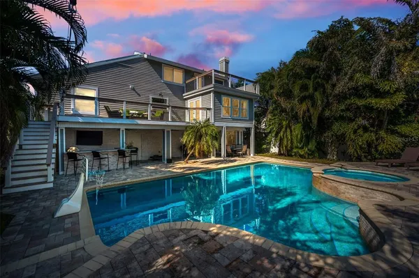 $6,800 | 110 Carlyle Circle, Palm Harbor, FL 34683