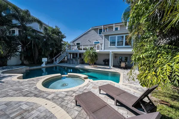 $6,800 | 110 Carlyle Circle, Palm Harbor, FL 34683