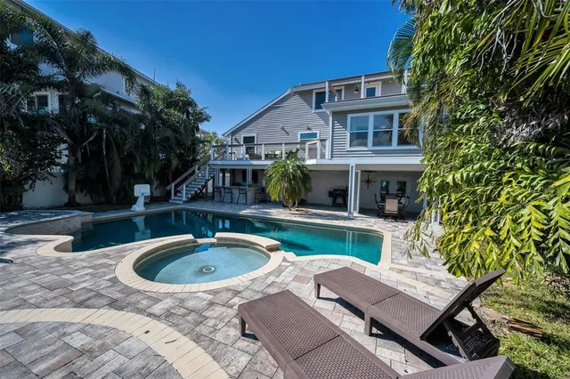 $6,800 | 110 Carlyle Circle, Palm Harbor, FL 34683