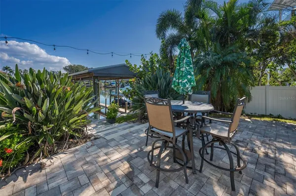 $6,800 | 110 Carlyle Circle, Palm Harbor, FL 34683