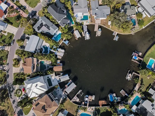 $6,800 | 110 Carlyle Circle, Palm Harbor, FL 34683