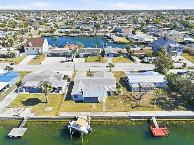 $450,000 | 13701 Maria Drive, Hudson, FL 34667