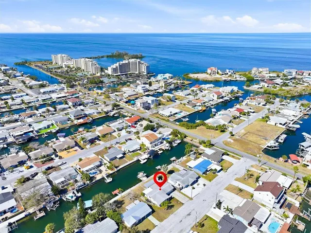 $450,000 | 13701 Maria Drive, Hudson, FL 34667