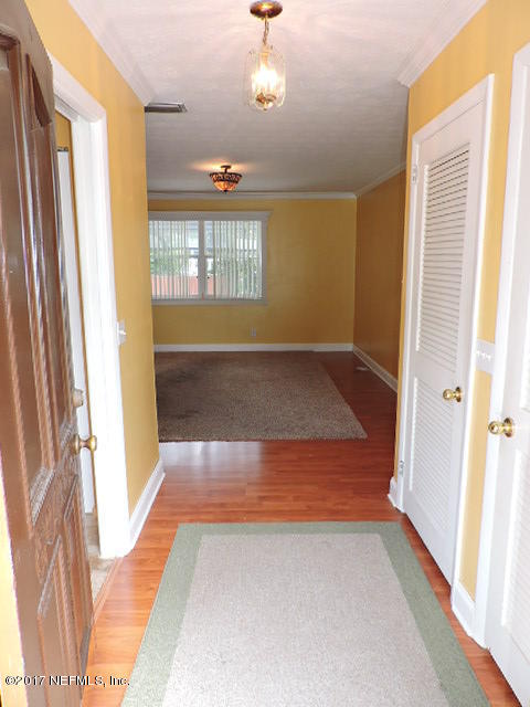 1223 Montevideo Road Jacksonville, FL 32216 - Photo 4 of 34 DSCN3356