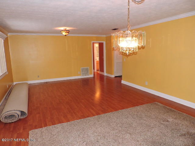1223 Montevideo Road Jacksonville, FL 32216 - Photo 8 of 34 DSCN3363