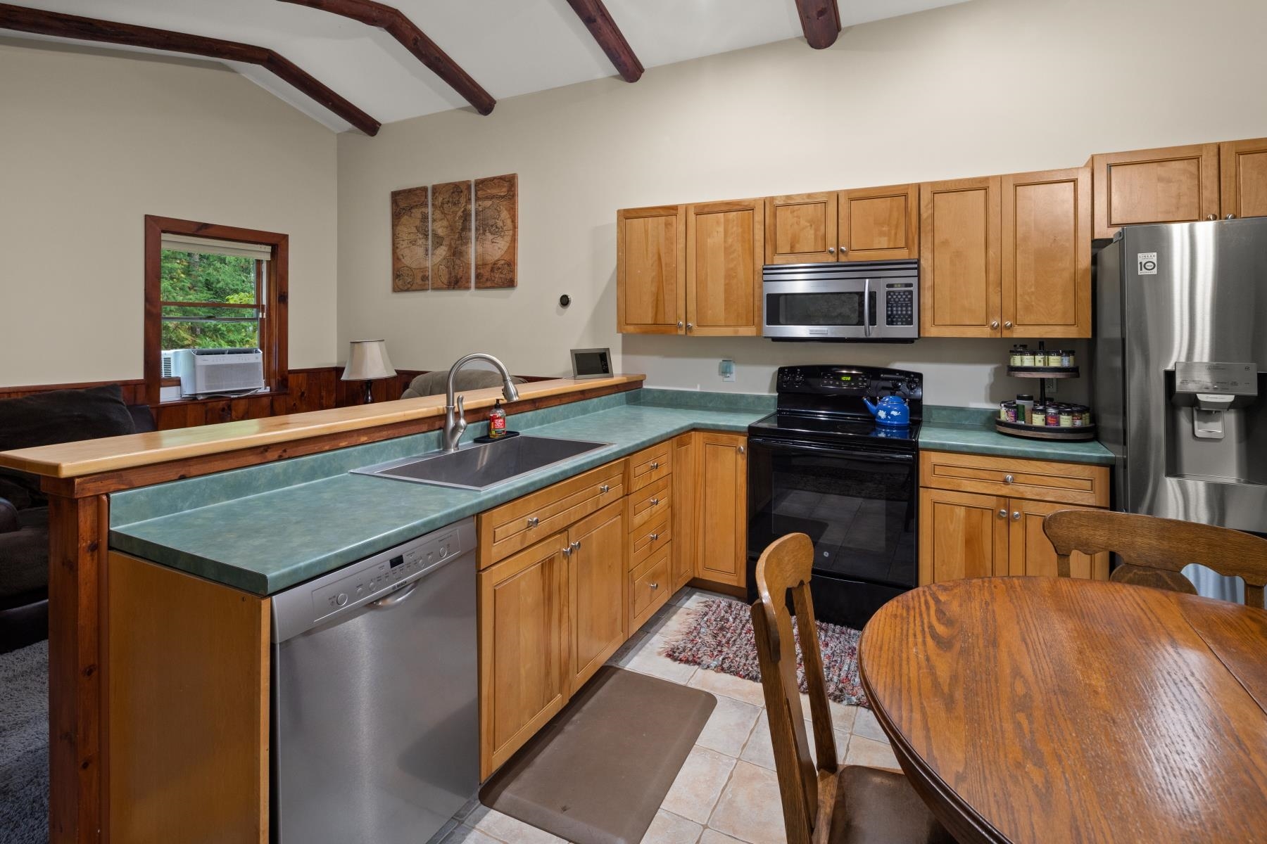 74 Range Road Underhill, VT 05489 - Photo 8 of 32 Gallery Image 8