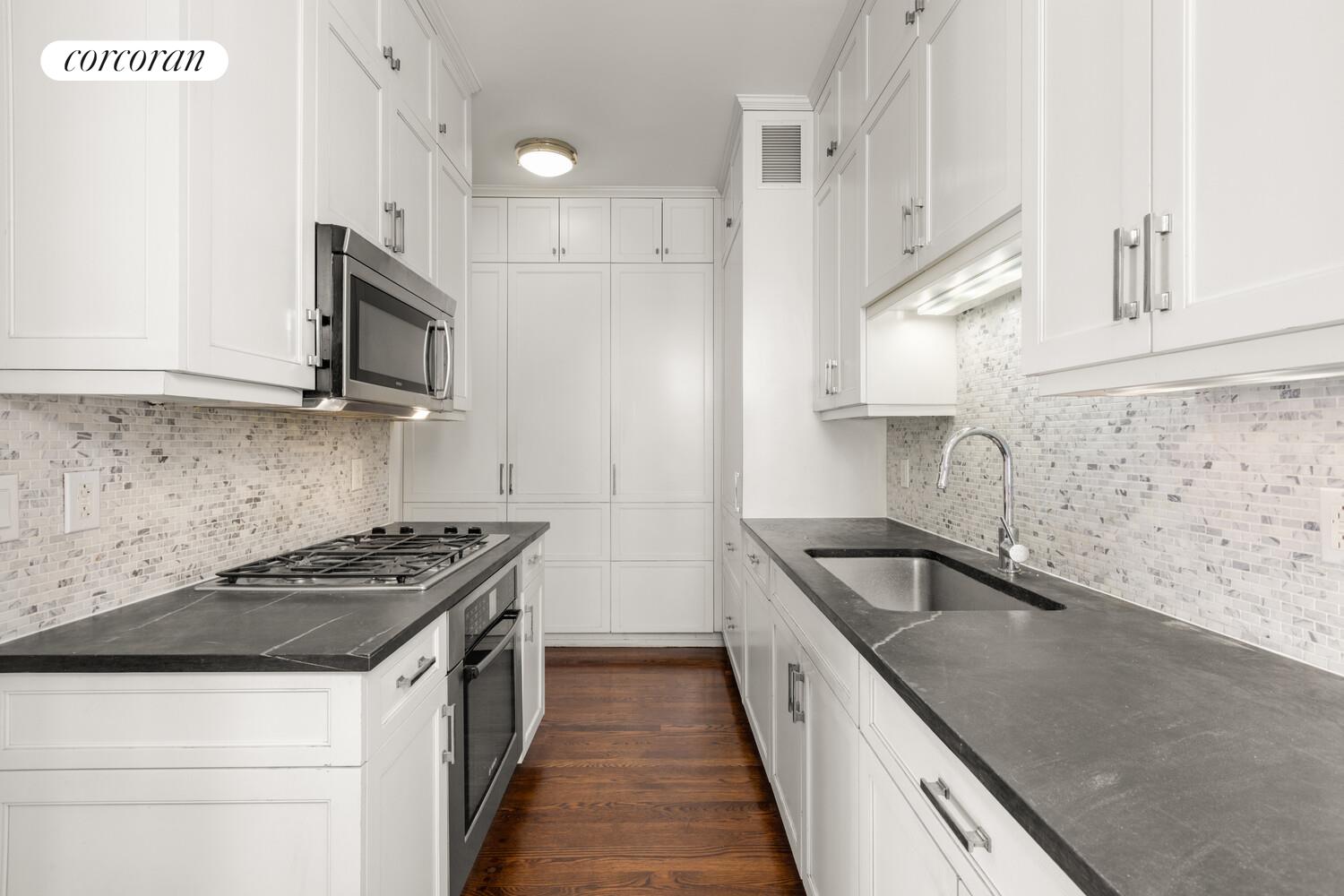 610 West 110th Street, Unit 6C Manhattan, NY 10025 - Photo 3 of 7