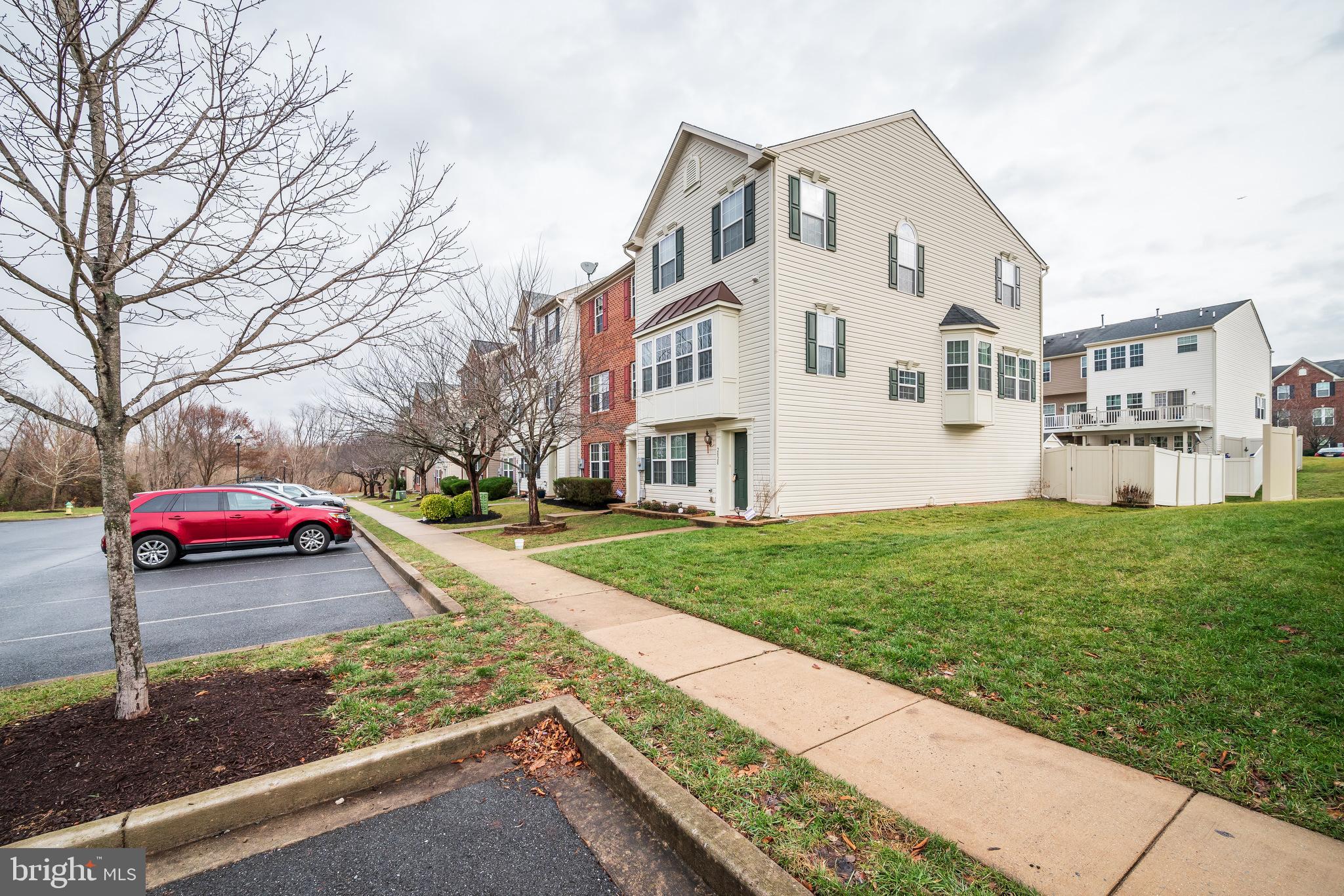 2020 Spring Run Circle Frederick, MD 21702 - Photo 3 of 68 Gallery Image 3