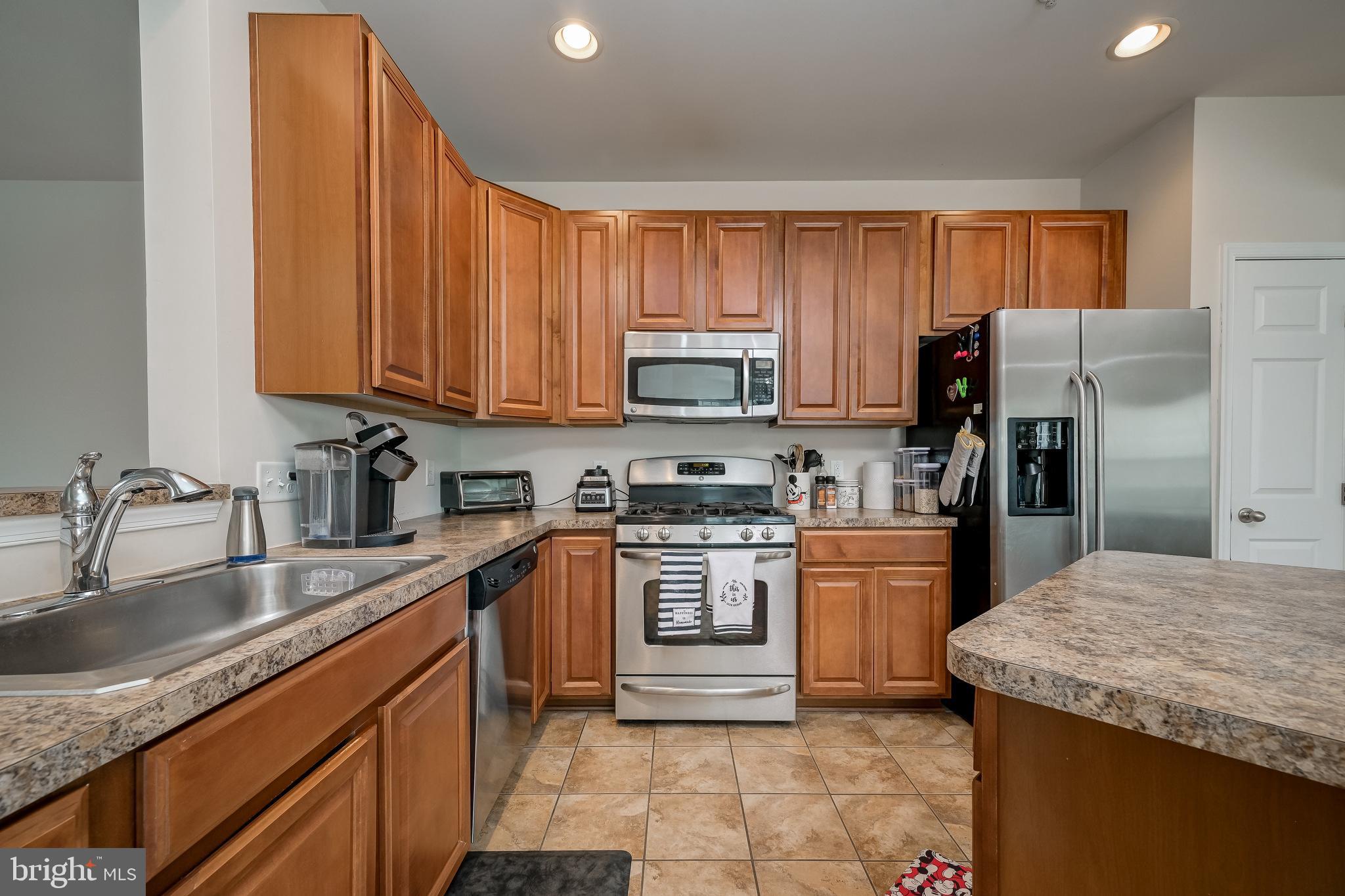 2020 Spring Run Circle Frederick, MD 21702 - Photo 33 of 68 Stainless Steel Appliances