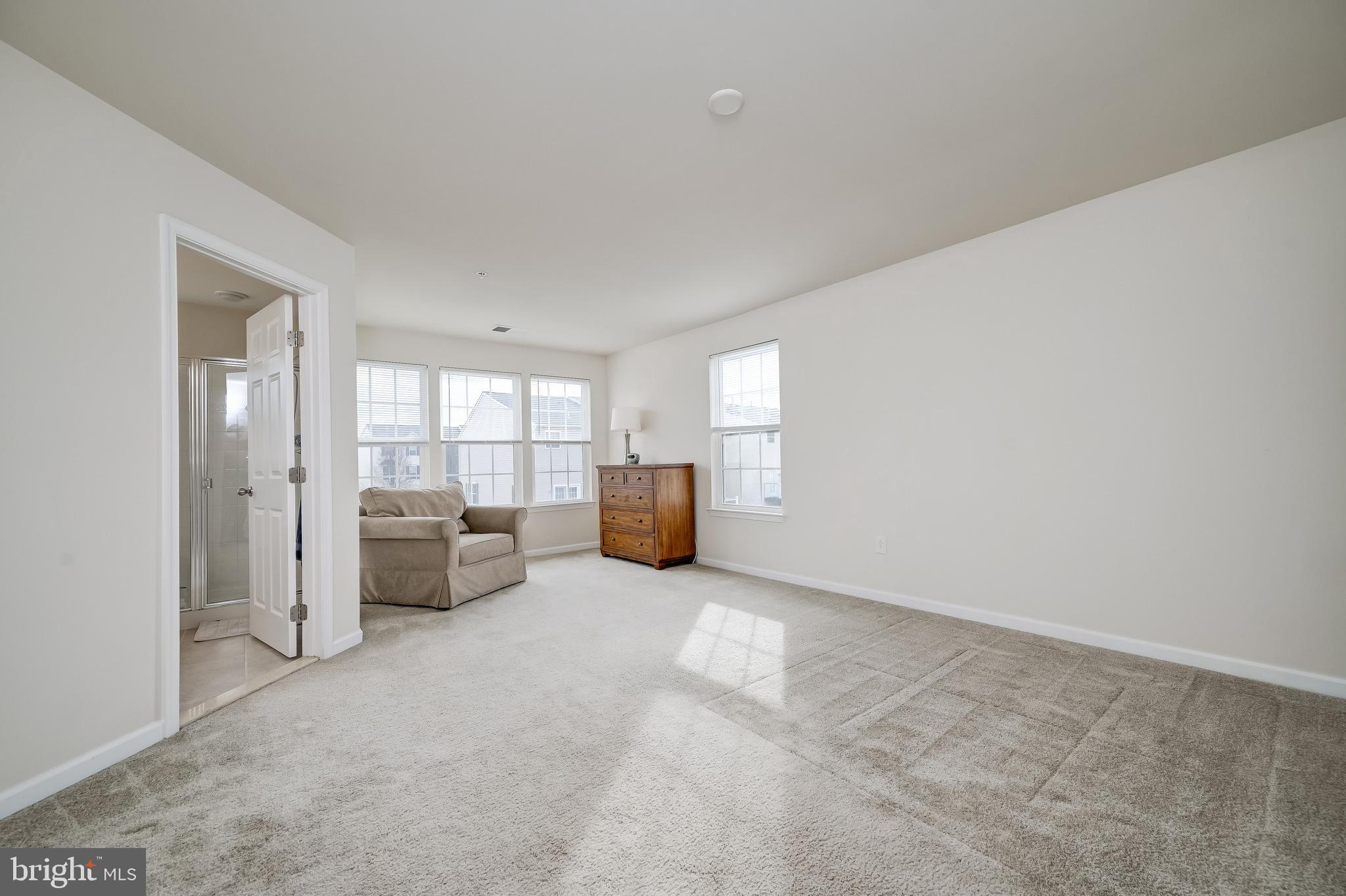 2020 Spring Run Circle Frederick, MD 21702 - Photo 8 of 68 Gallery Image 8