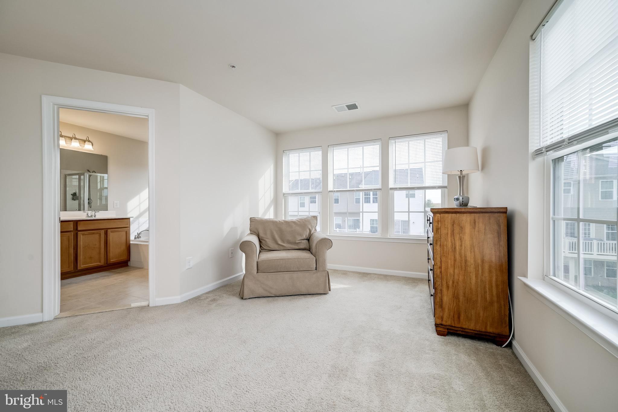 2020 Spring Run Circle Frederick, MD 21702 - Photo 10 of 68 Gallery Image 10