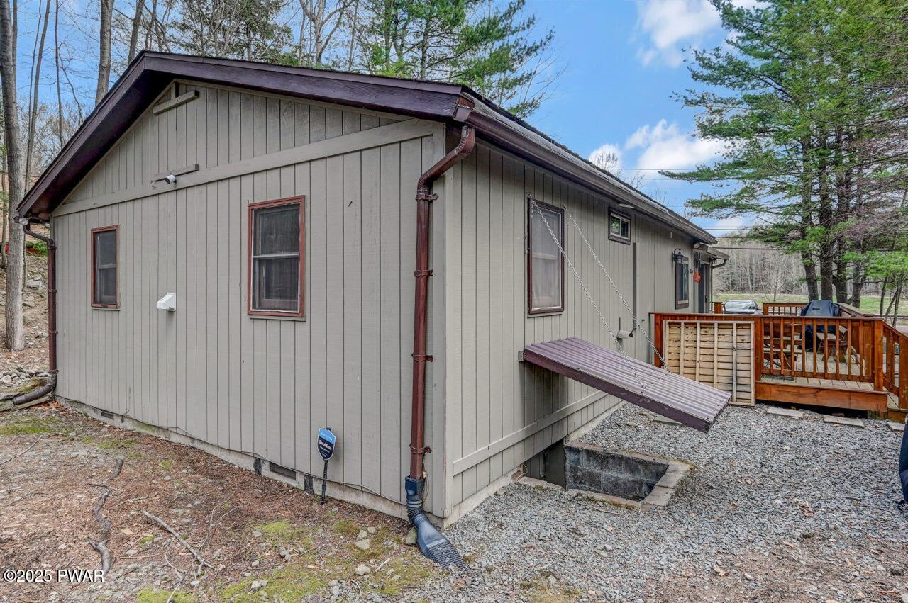 17 Cliffwood Road Lake Ariel, PA 18436 - Photo 42 of 45