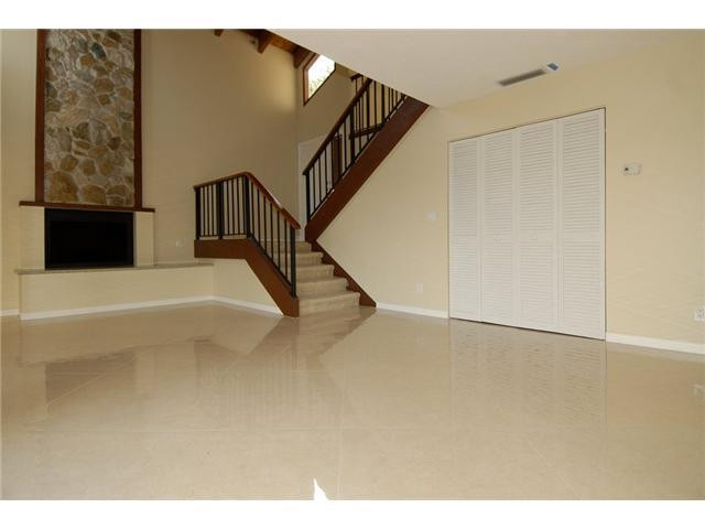 63 Greens Road, Unit 63 Hollywood, FL 33021 - Photo 7 of 25 Exterior Front