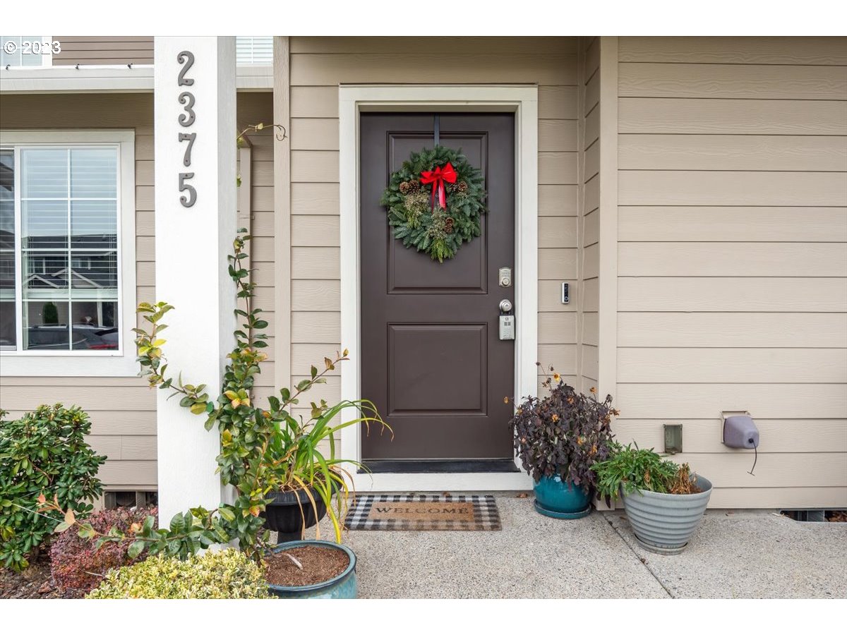 2375 Southeast 16th Street Gresham, OR 97080 - Photo 5 of 28 a view of a entryway door of the house