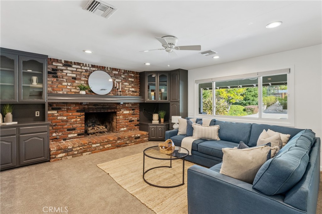 12669 Valley View Lane Redlands, CA 92373 - Photo 14 of 73