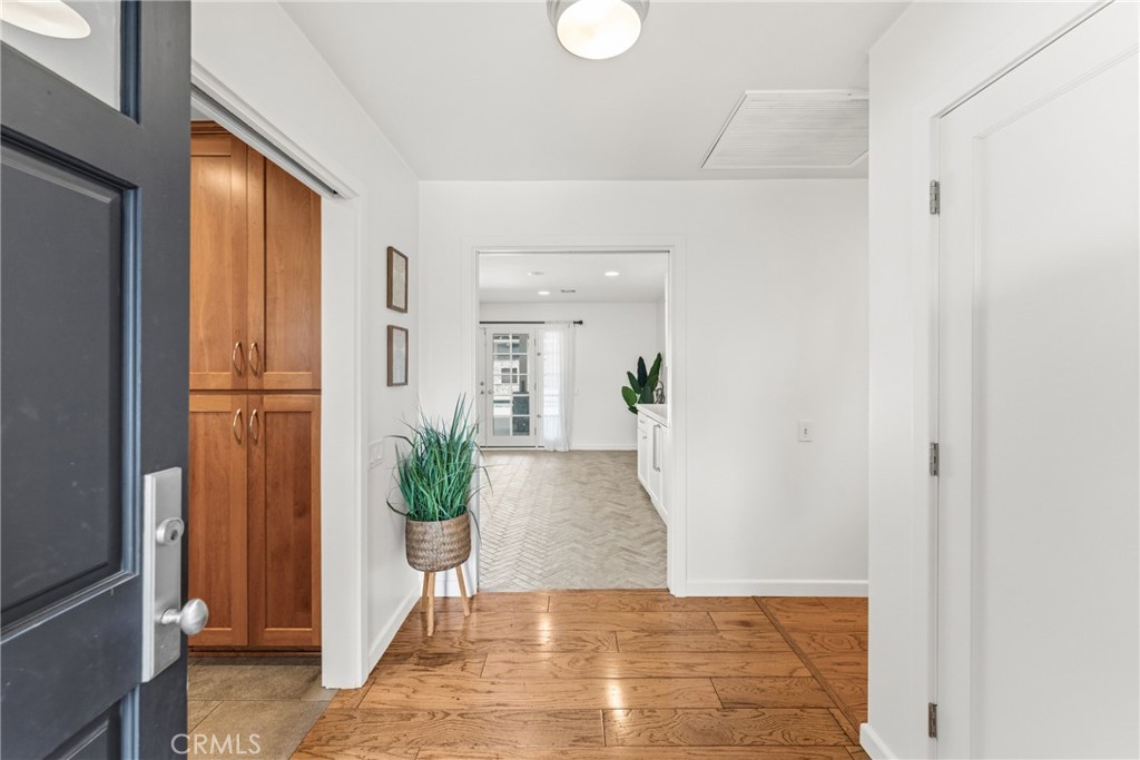 12669 Valley View Lane Redlands, CA 92373 - Photo 10 of 75