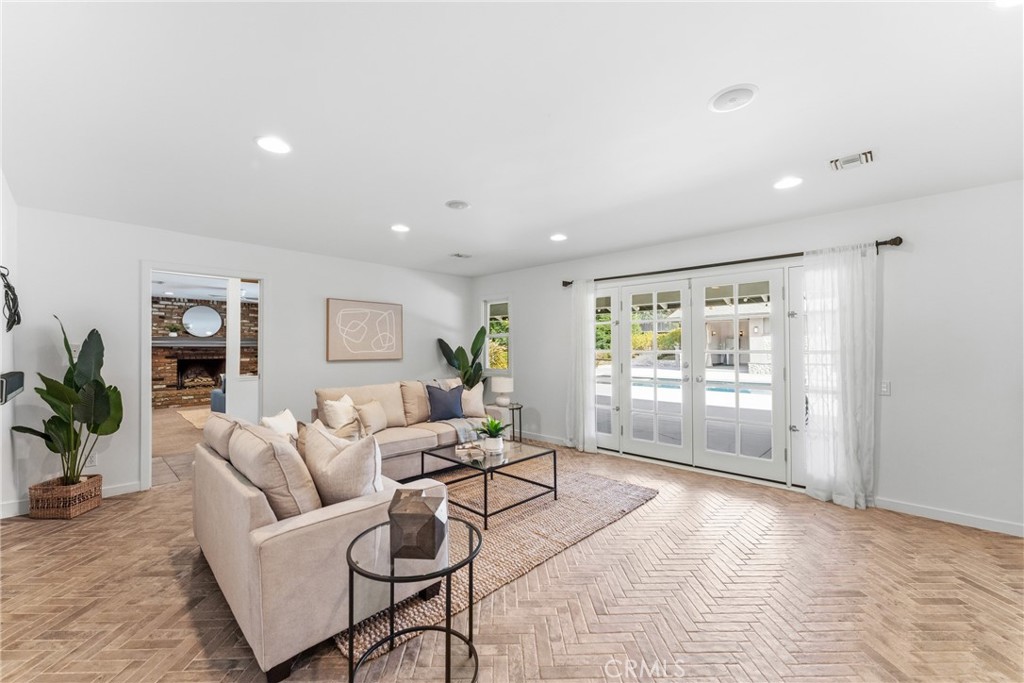 12669 Valley View Lane Redlands, CA 92373 - Photo 10 of 73