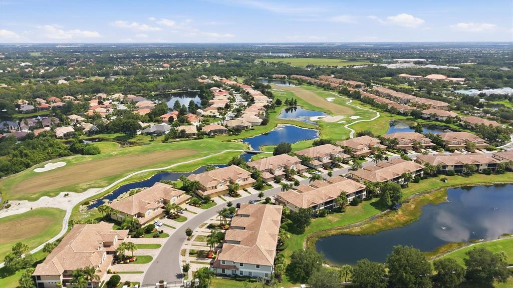 8434 Miramar Way Lakewood Ranch, FL 34202 - Photo 4 of 35