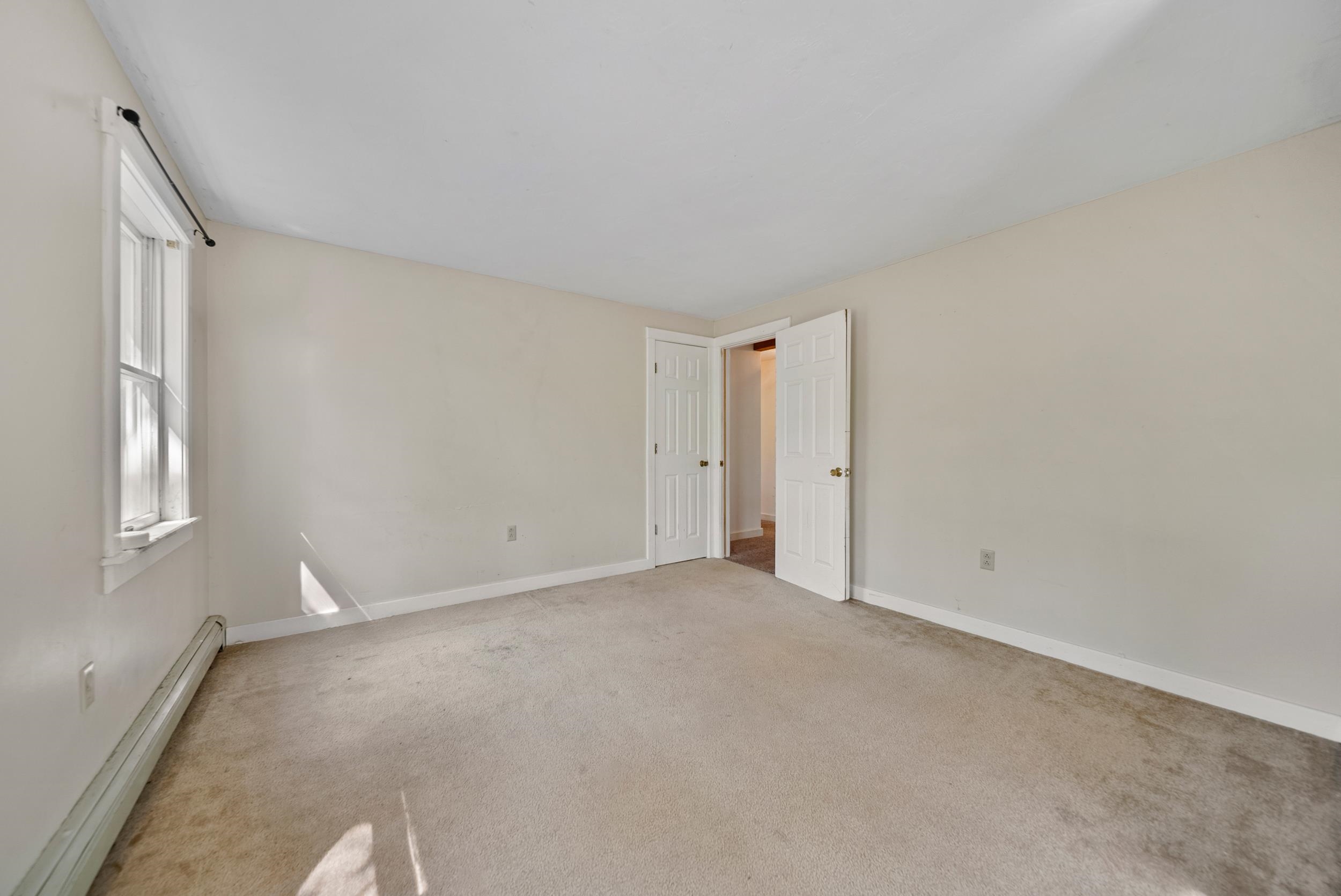 56 Tate Road Gilford, NH 03249 - Photo 11 of 38