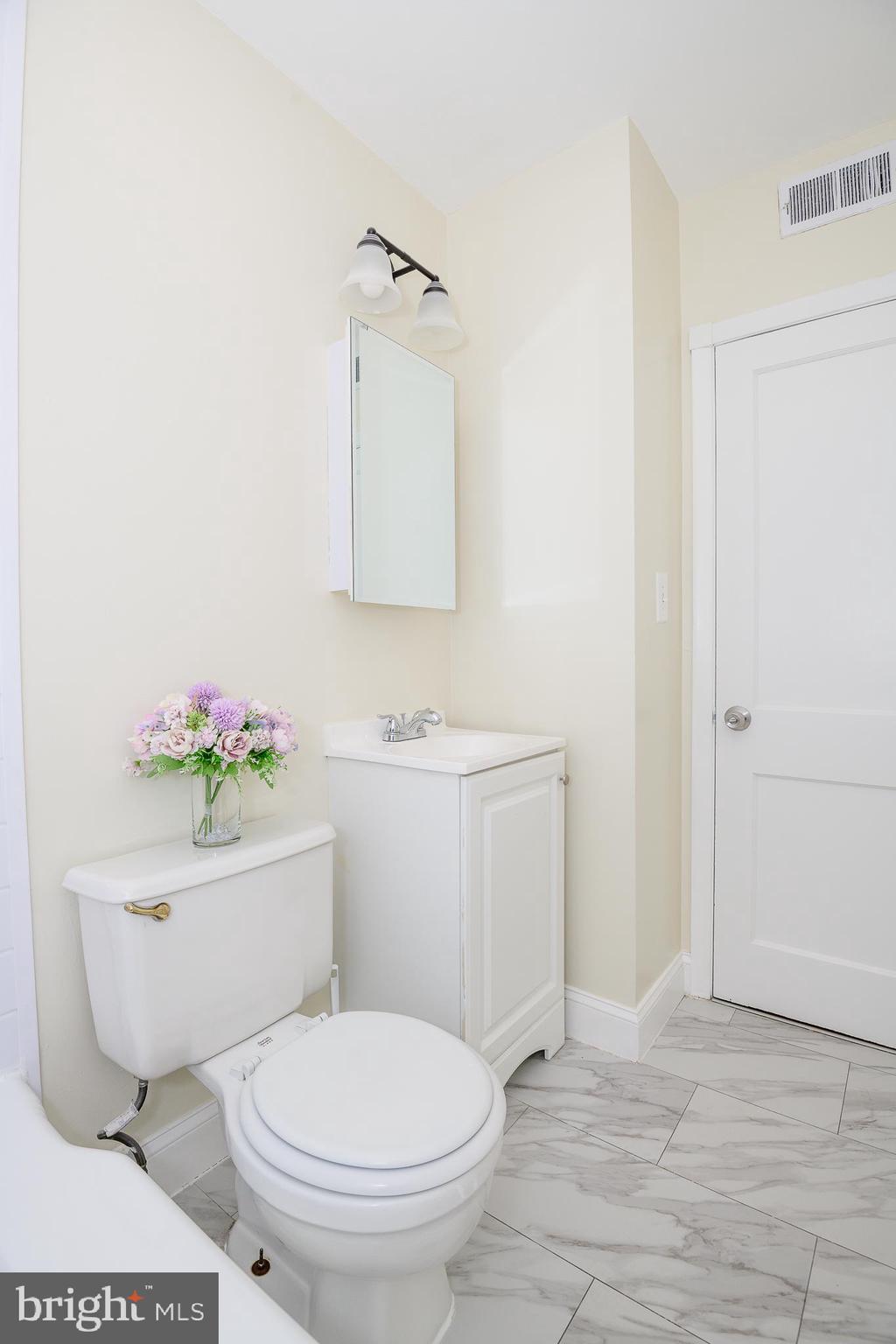 901 Templecliff Road Pikesville, MD 21208 - Photo 27 of 44