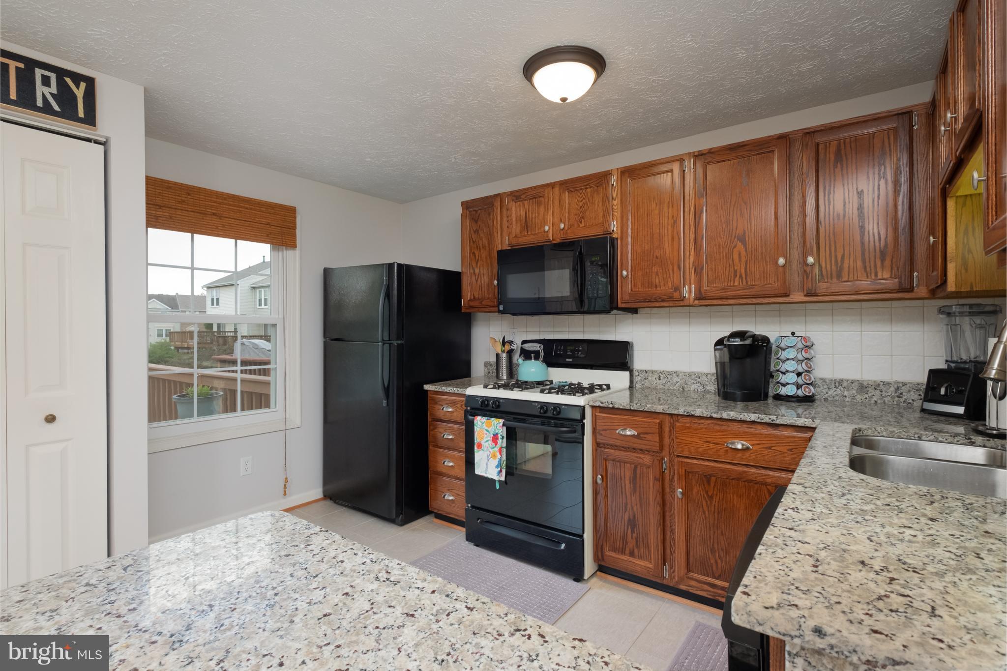 2431 Warm Spring Way Odenton, MD 21113 - Photo 15 of 30 Kitchen