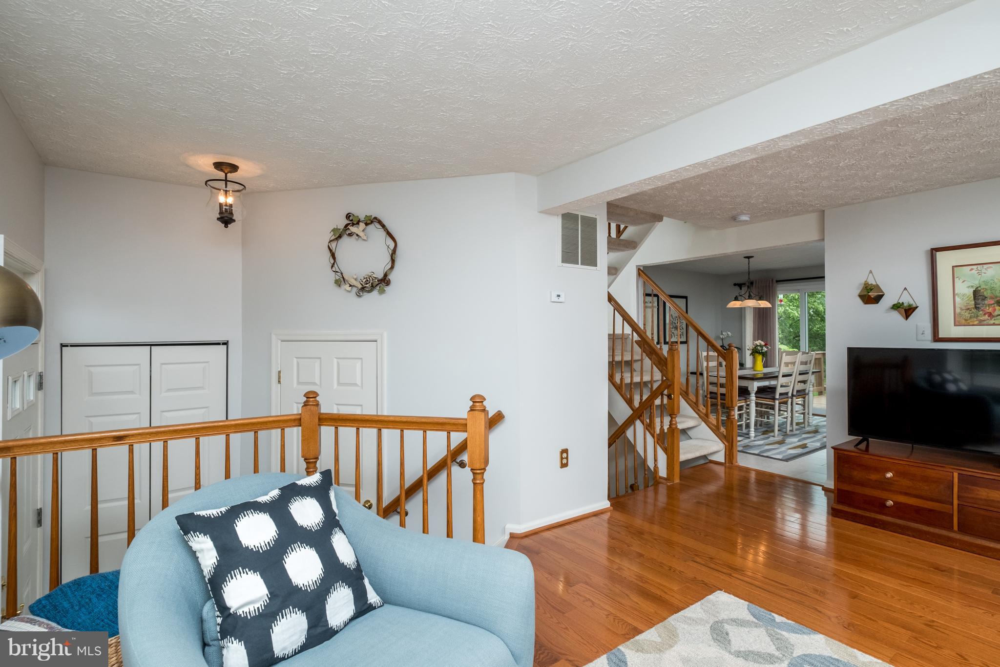 2431 Warm Spring Way Odenton, MD 21113 - Photo 10 of 30 Living Room