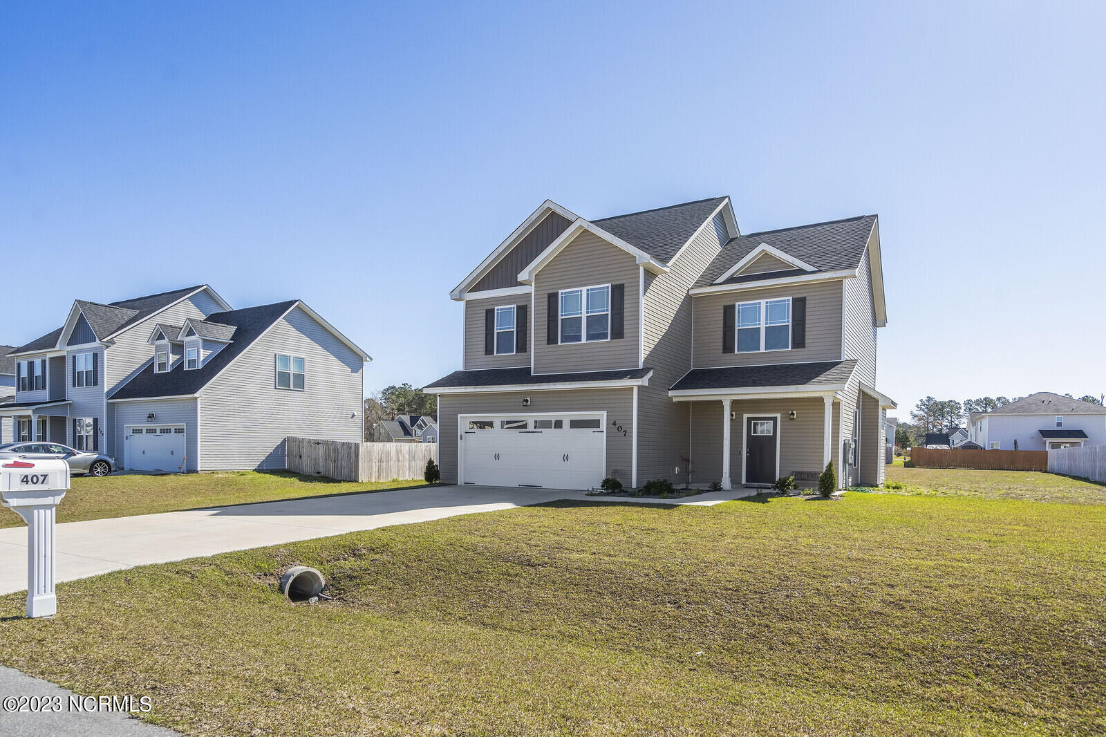 407 Cattle Ranch Lane Jacksonville, NC 28546 - Photo 3 of 42 04_DSC00077_mls