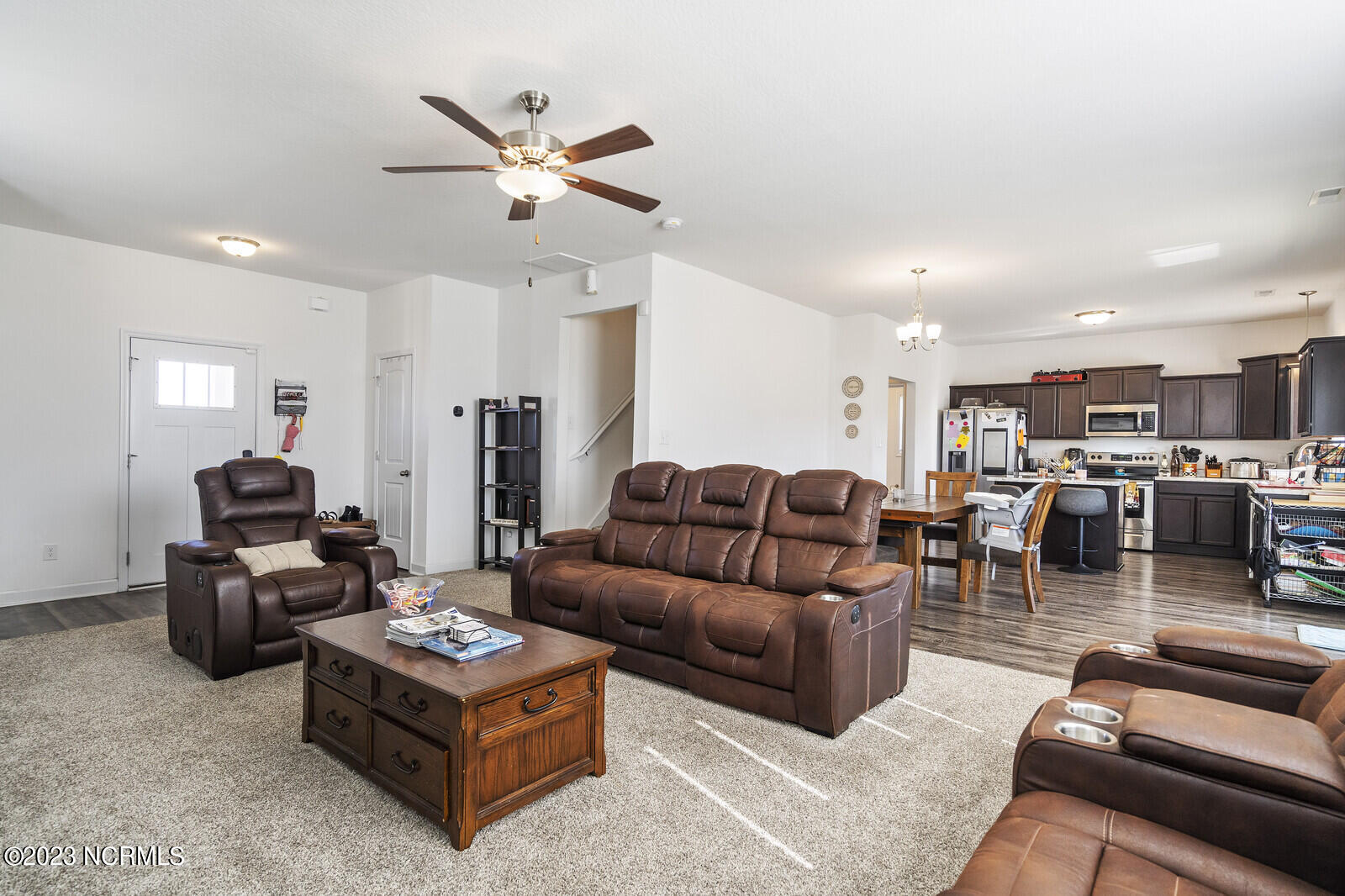 407 Cattle Ranch Lane Jacksonville, NC 28546 - Photo 6 of 42 10_DSC09897_mls
